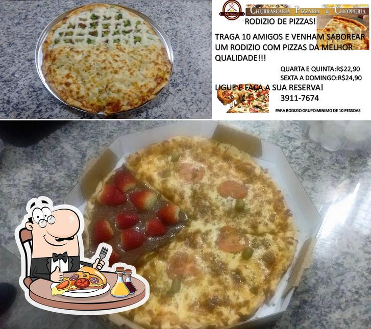 Escolha pizza no Churrascaria,pizzaria &choperia Mezzomo
