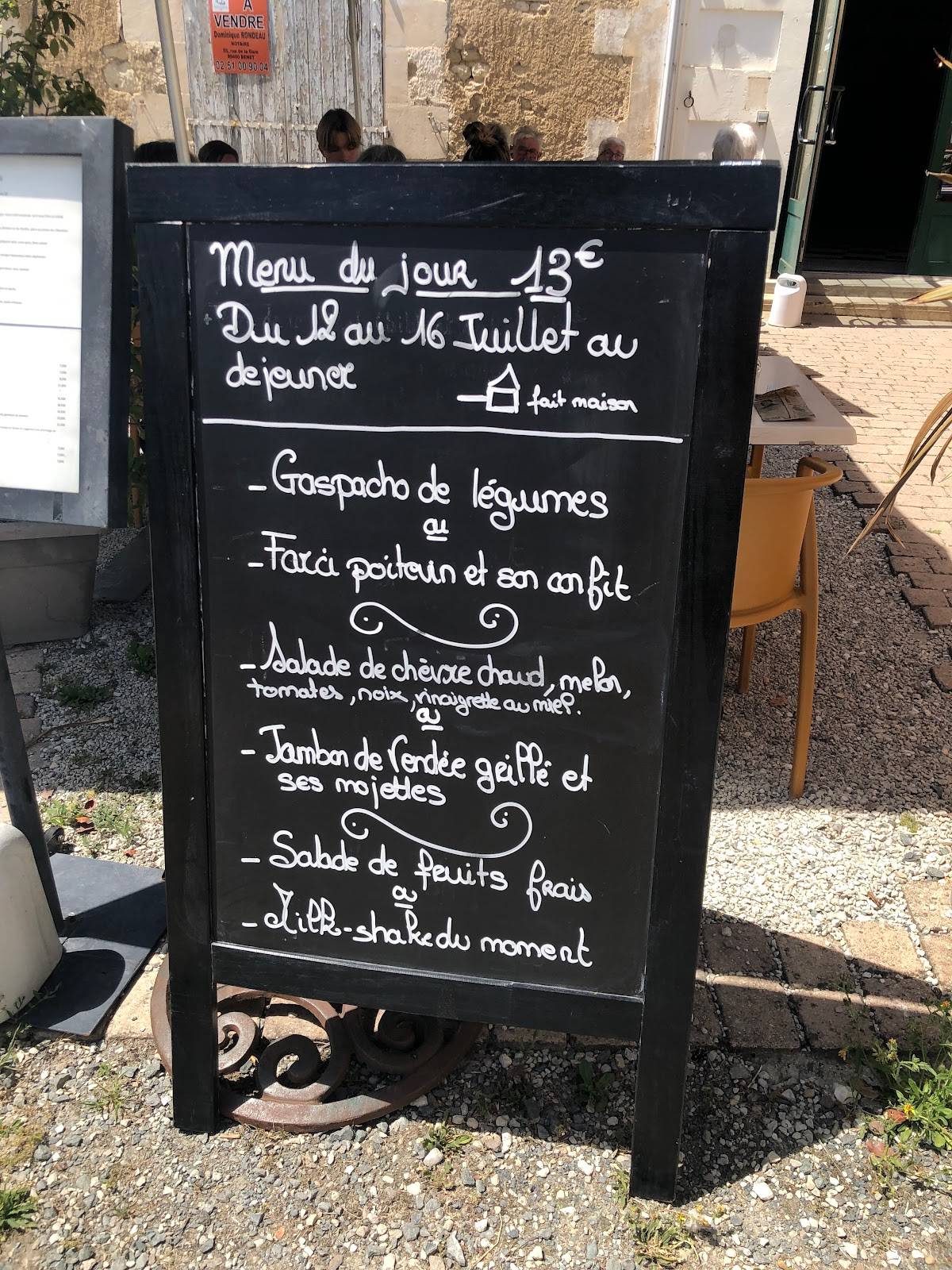 Menu au Le Marais restaurant, Damvix